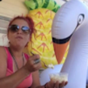 Meet your Posher, Nora